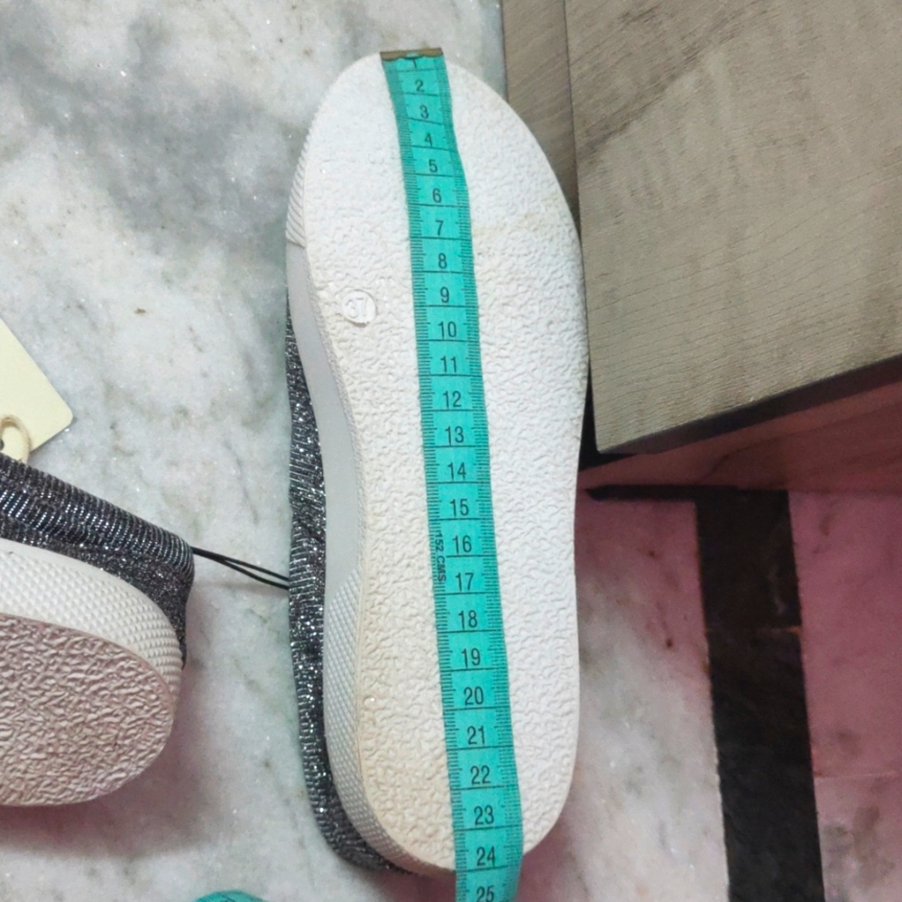 MAX Barrow Canvas Women Shoes - Picture 5 of 5